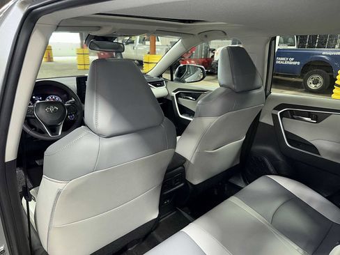 Certified 2022 Toyota RAV4 XLE Premium image 28