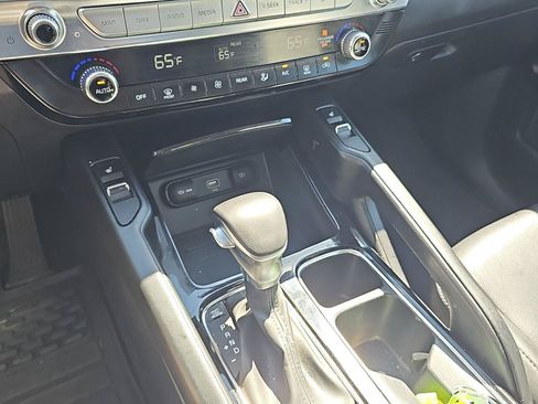 Used 2022 Kia Telluride S AWD/4WD image 11
