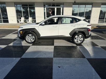 Used 2025 Hyundai Kona SE