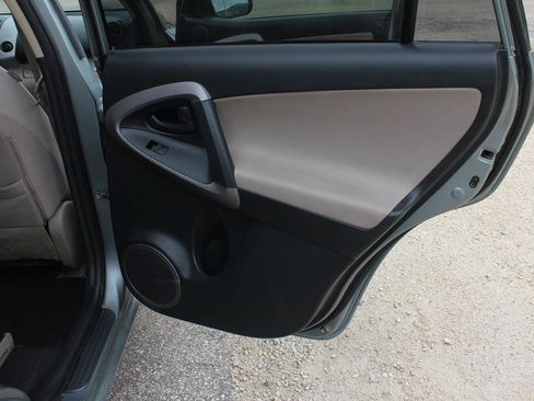 Used 2008 Toyota RAV4 4WD image 34