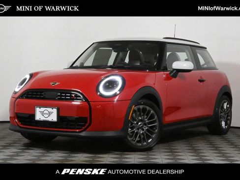 Certified 2025 MINI Cooper S image 1