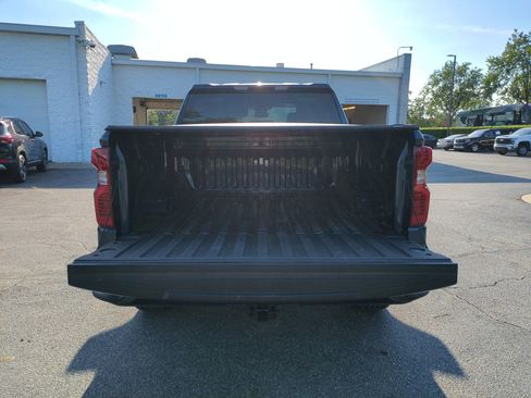 Used 2022 Chevrolet Silverado 1500 Custom AWD/4WD image 29