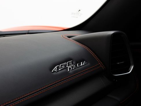 Used 2012 Ferrari 458 Italia Coupe RWD image 39