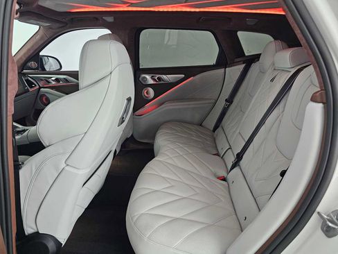 Used 2025 BMW XM image 16