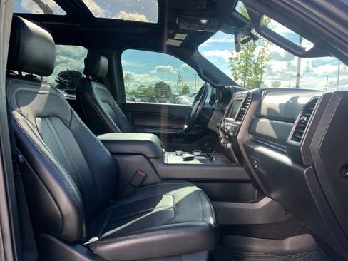 Used 2019 Ford Expedition Limited w/ Special Edition Package AWD/4WD image 11