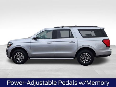 Certified 2023 Ford Expedition Max XLT image 7