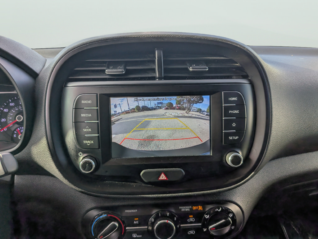 Used 2021 Kia Soul LX FWD image 21
