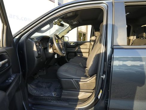 Used 2019 Chevrolet Silverado 1500 Custom Trail Boss w/ Custom Convenience Package AWD/4WD image 15