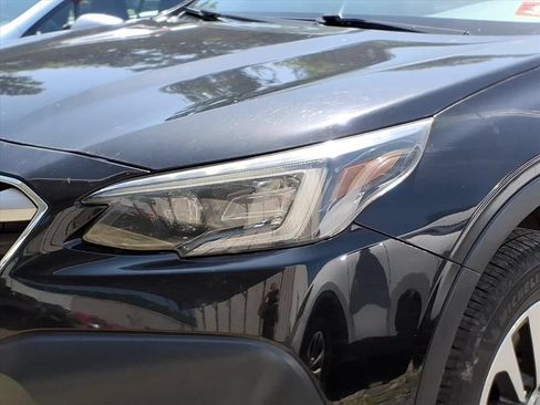 Used 2021 Subaru Outback Premium AWD/4WD image 4