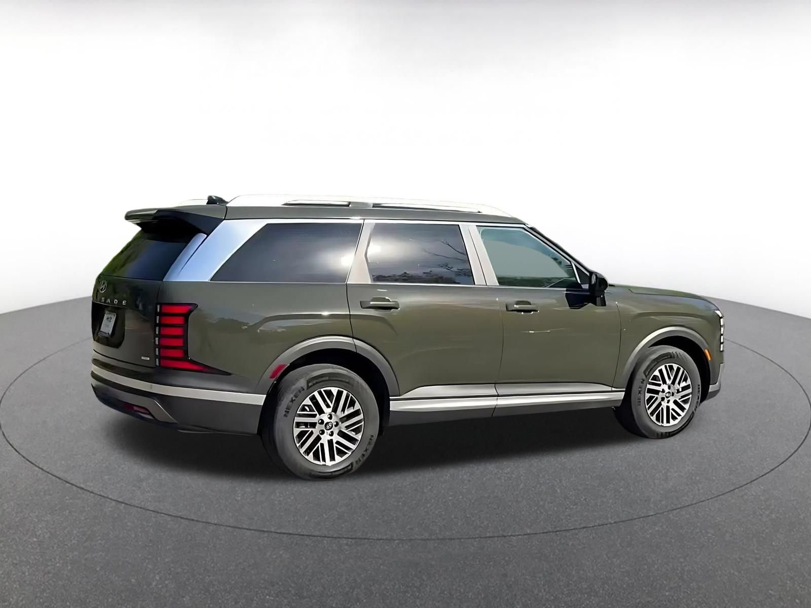 Used 2026 Hyundai Palisade SEL AWD/4WD image 13