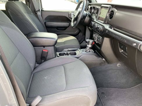 Certified 2023 Jeep Wrangler Unlimited Sport w/ Sun And Sound Package AWD/4WD image 24