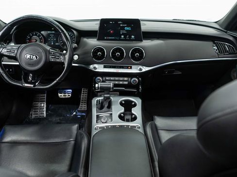 Used 2021 Kia Stinger GT1 image 10