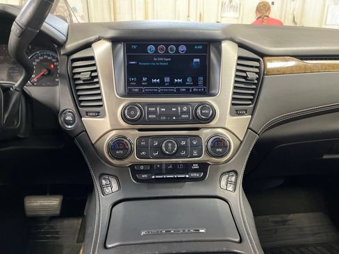 Used 2017 GMC Yukon Denali AWD/4WD image 19