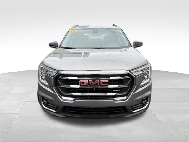 Used 2023 GMC Terrain AT4 AWD/4WD image 8