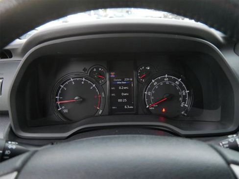 Certified 2020 Toyota 4Runner SR5 Premium image 24