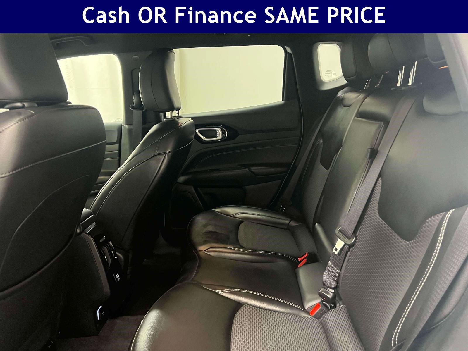 Certified 2023 Jeep Compass Latitude AWD/4WD image 14