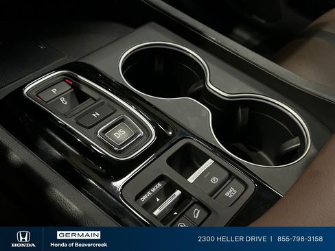 Certified 2025 Honda Pilot Elite image 25