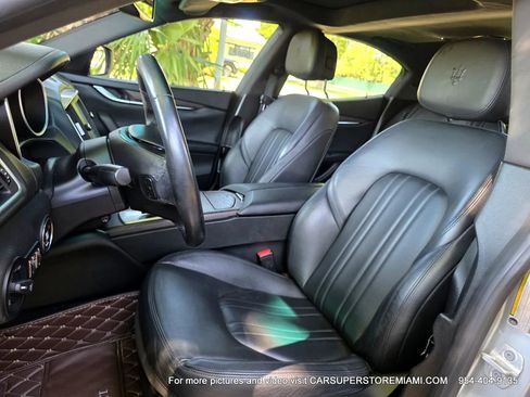 Used 2014 Maserati Ghibli S Q4 AWD/4WD image 23