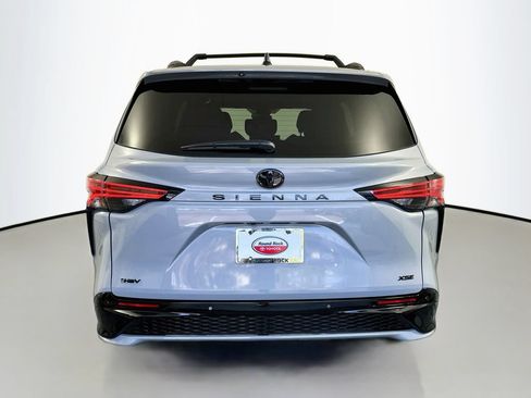 Certified 2026 Toyota Sienna XSE FWD image 6