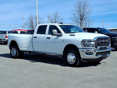 New 2026 RAM 3500 Tradesman w/ Chrome Appearance Group A
