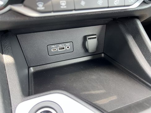 Used 2023 Nissan Sentra SV w/ All-Weather Package FWD image 19