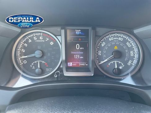 Used 2022 Toyota Tacoma TRD Off-Road w/ Technology Package AWD/4WD image 2