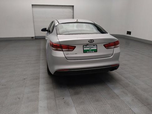 Used 2016 Kia Optima LX image 6