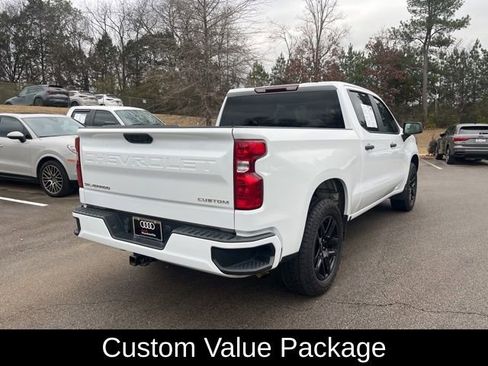 Used 2022 Chevrolet Silverado 1500 Custom image 5