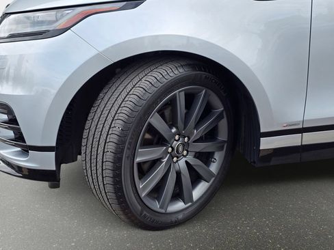 Used 2020 Land Rover Range Rover Velar R-Dynamic S AWD/4WD image 36