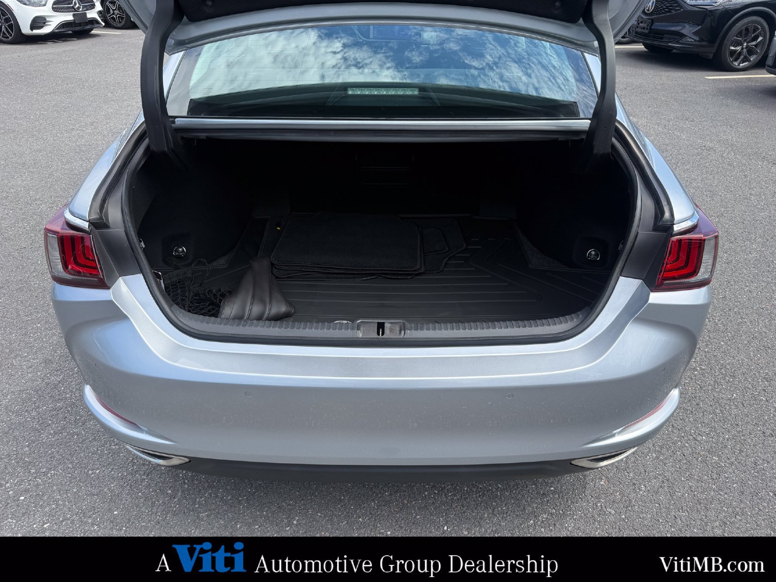 Used 2023 Lexus ES 350 w/ Premium Package FWD image 24