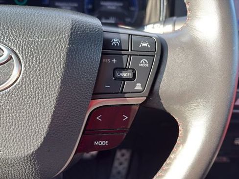 Used 2025 Toyota Camry XSE image 14