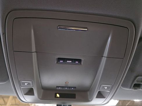 Used 2017 GMC Sierra 1500 SLE image 25