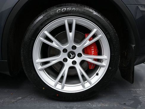 Used 2023 Tesla Model Y Long Range image 11