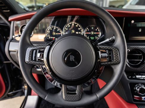 Used 2022 Rolls-Royce Ghost Black Badge image 37