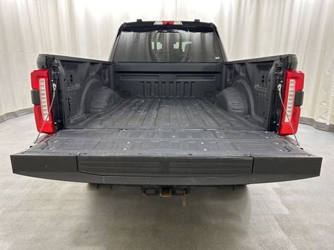 Used 2024 Ford F350 Lariat w/ Lariat Ultimate Package AWD/4WD image 33