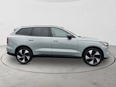Certified 2025 Volvo EX90 Ultra AWD/4WD image 6
