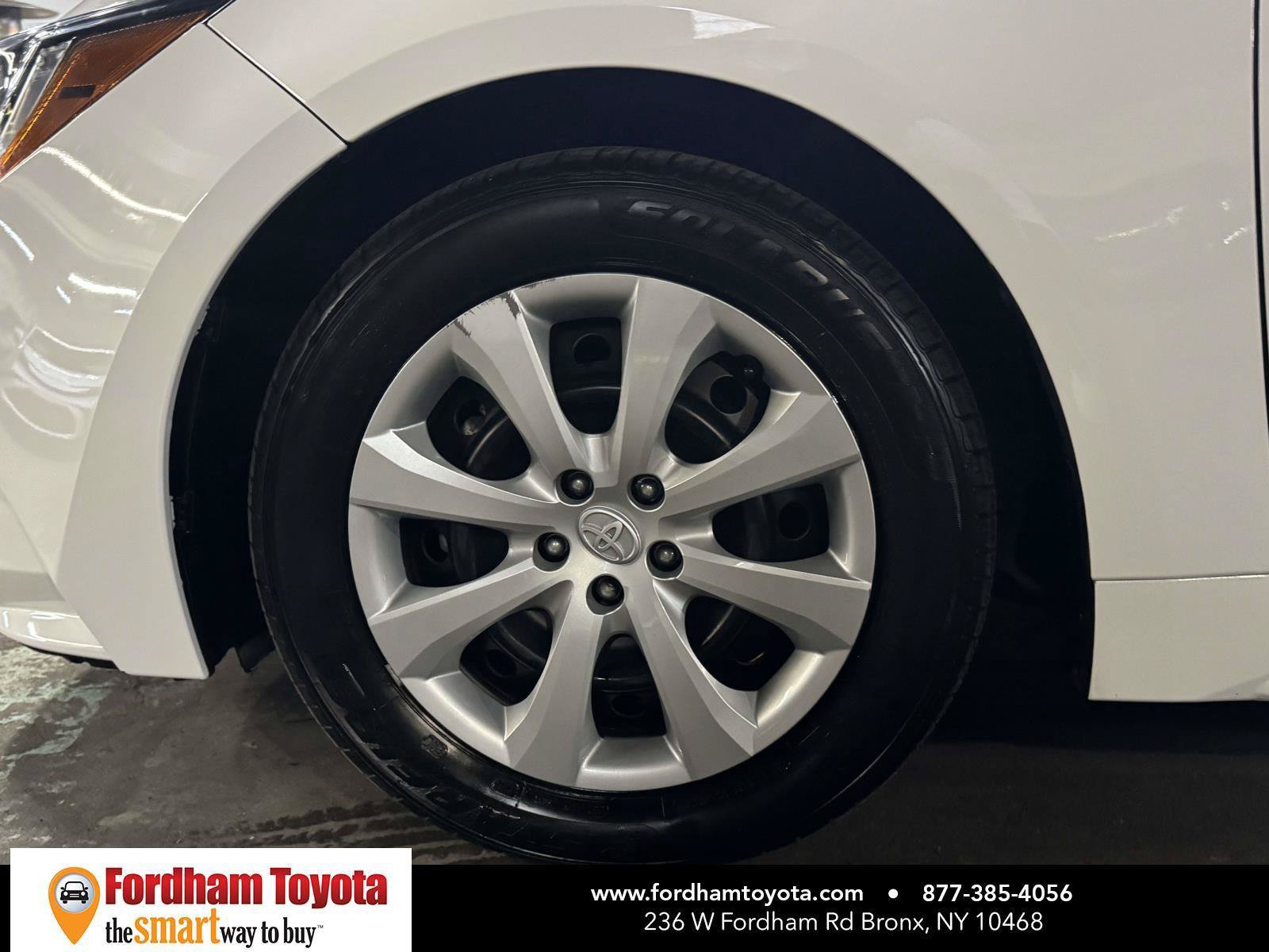 Used 2023 Toyota Corolla LE FWD image 9