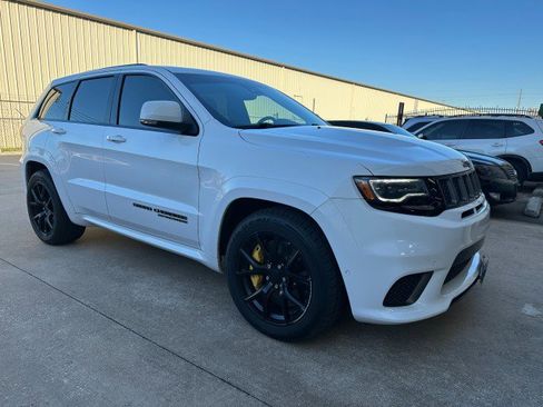 Used 2019 Jeep Grand Cherokee Trackhawk w/ Trailer Tow Group IV image 15