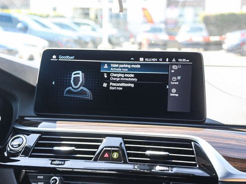 Certified 2023 BMW 530e RWD image 15