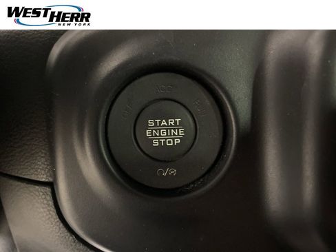 Used 2019 Jeep Wrangler Unlimited Rubicon image 12