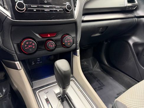 Used 2020 Subaru Forester Premium AWD/4WD image 26