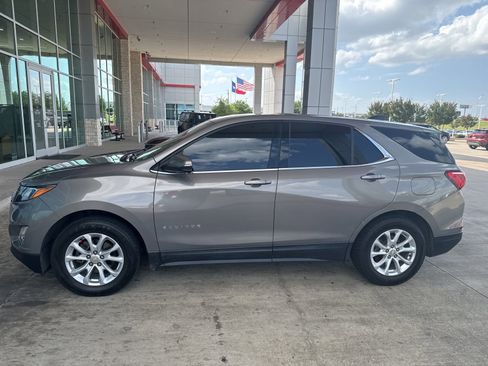 Used 2019 Chevrolet Equinox LT FWD image 29