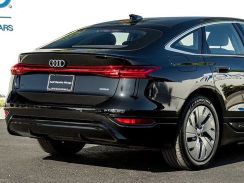 Used 2025 Audi A6 e-tron Premium w/ Ultra Package AWD/4WD image 7