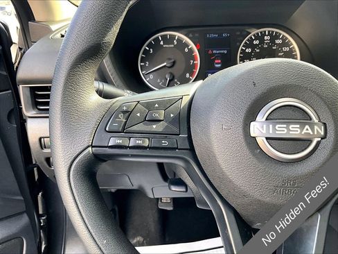 Used 2025 Nissan Sentra S FWD image 8