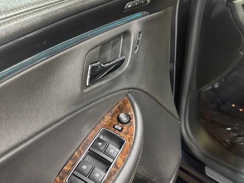 Used 2014 Chevrolet Impala LTZ FWD image 10