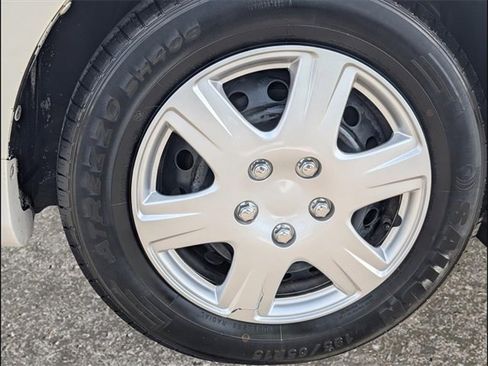 Used 2013 Toyota Corolla L image 20