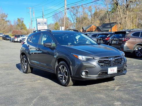 Certified 2024 Subaru Crosstrek 2.0i Premium image 3