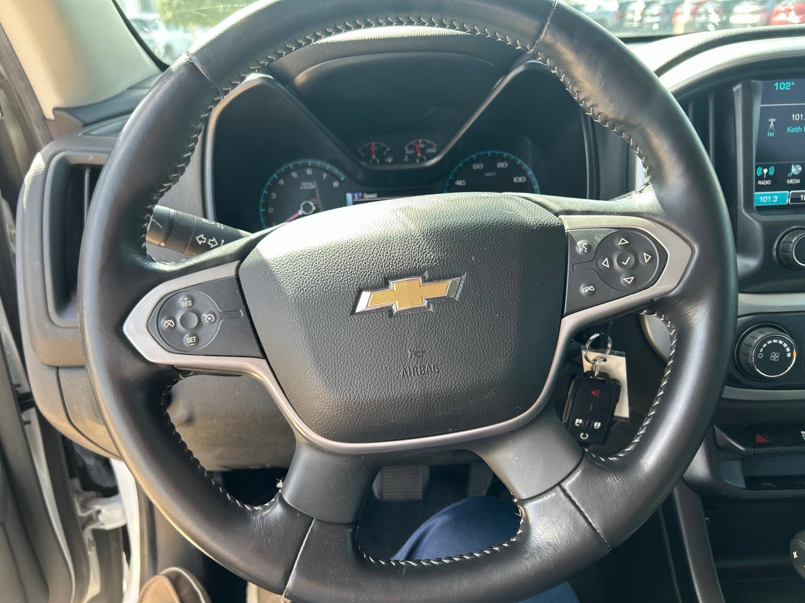 Used 2016 Chevrolet Colorado LT w/ LT Convenience Package RWD image 12