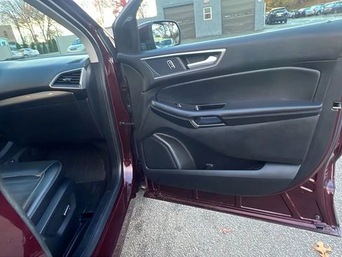 Used 2017 Ford Edge SEL w/ Equipment Group 201A image 31