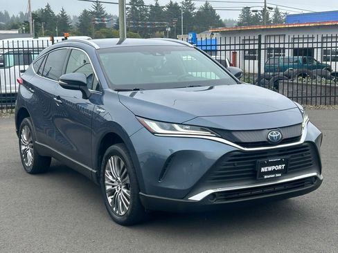 Used 2021 Toyota Venza XLE w/ Softex Package AWD/4WD image 1